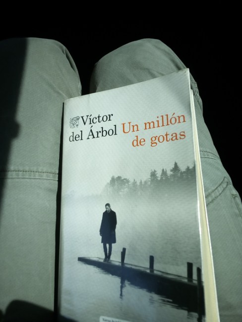 Un millón de gotas - Víctor del Árbol